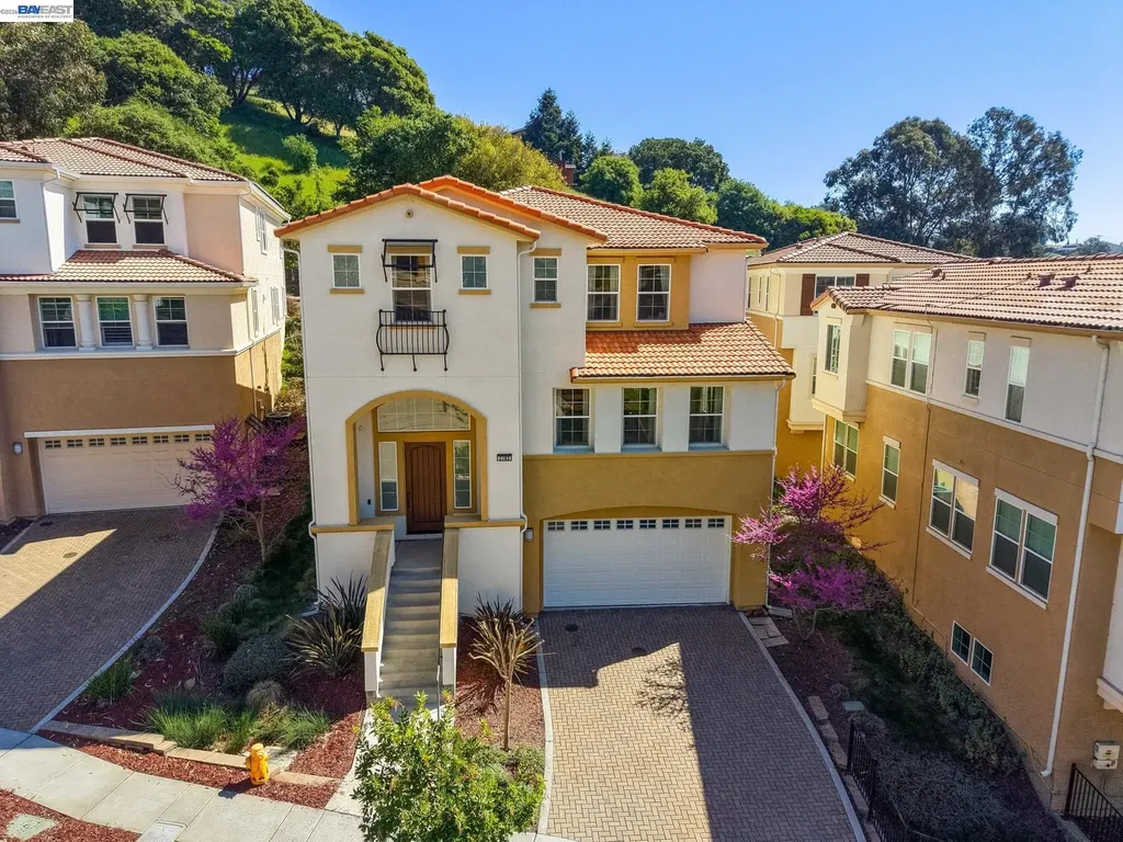 2703 Tribune Avenue Hayward CA 94542