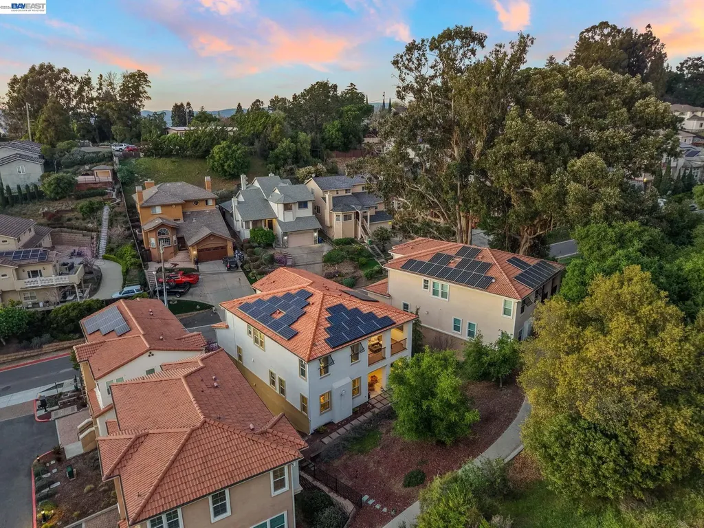 2703 Tribune Avenue Hayward CA 94542