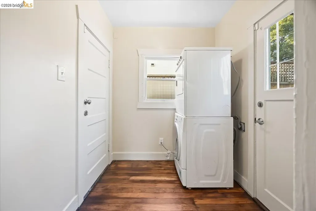 5340 Walnut Street Oakland CA 94619
