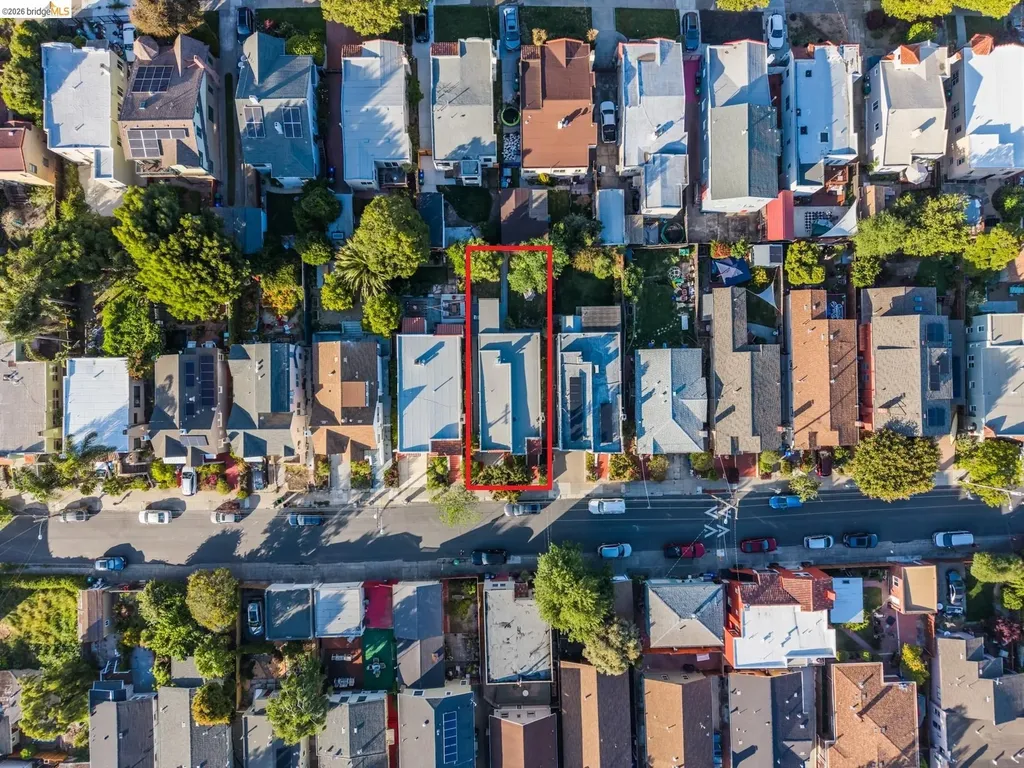 5340 Walnut Street Oakland CA 94619