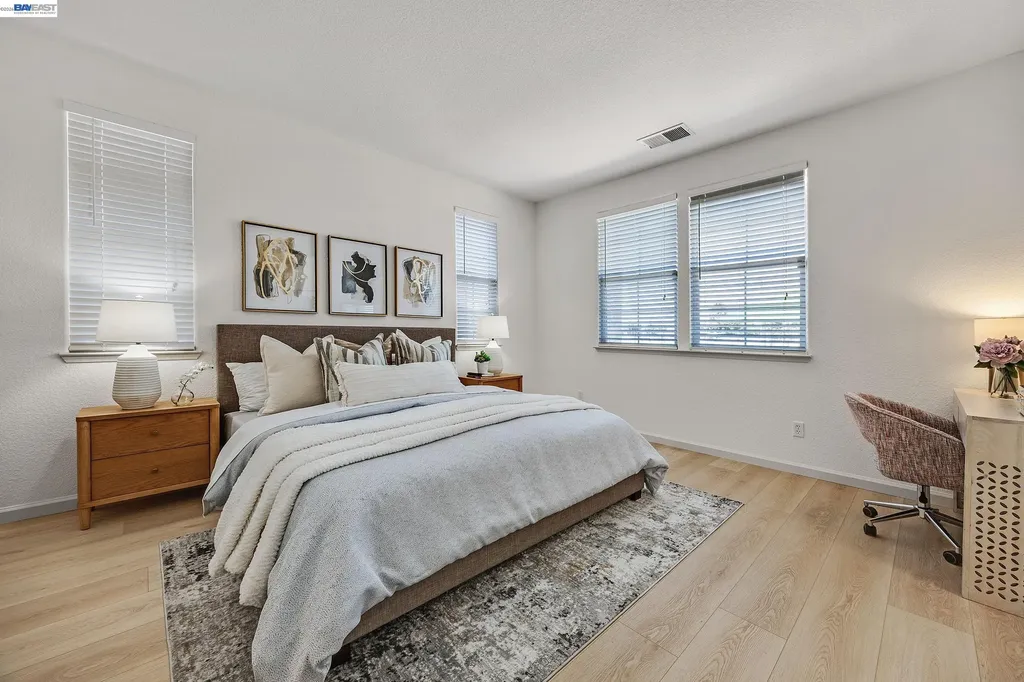 221 Dutra Vernaci Drive Union City CA 94587