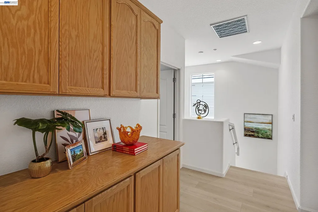 221 Dutra Vernaci Drive Union City CA 94587