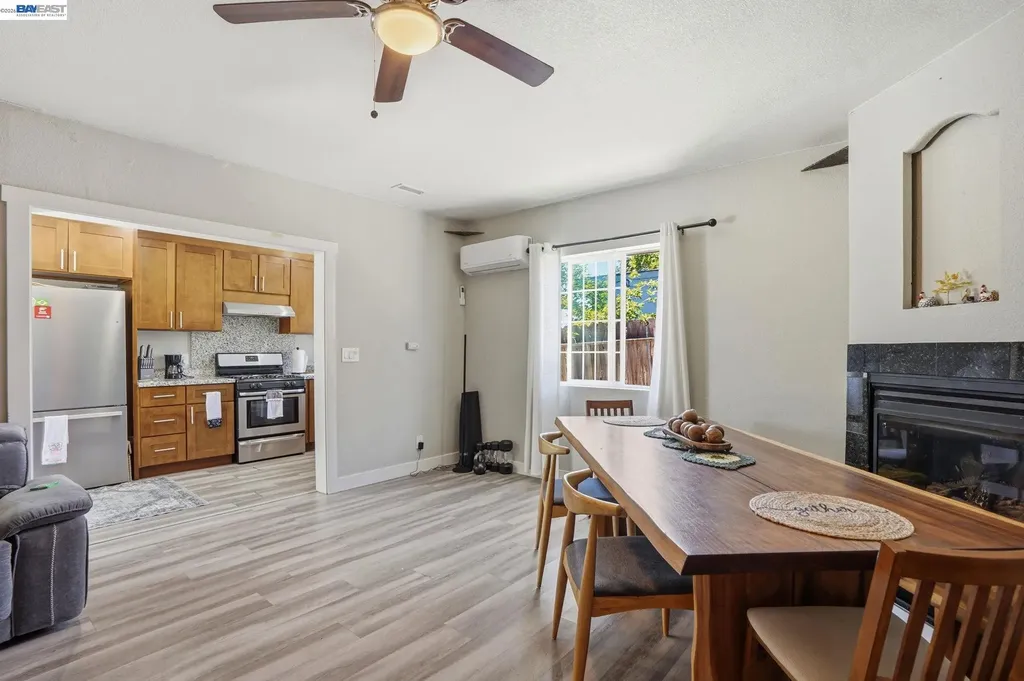2102 Overhill Road Concord CA 94520