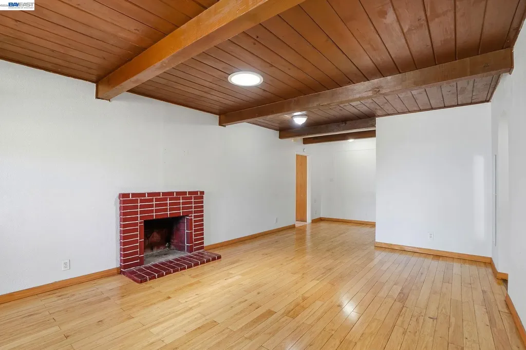 2102 Overhill Road Concord CA 94520