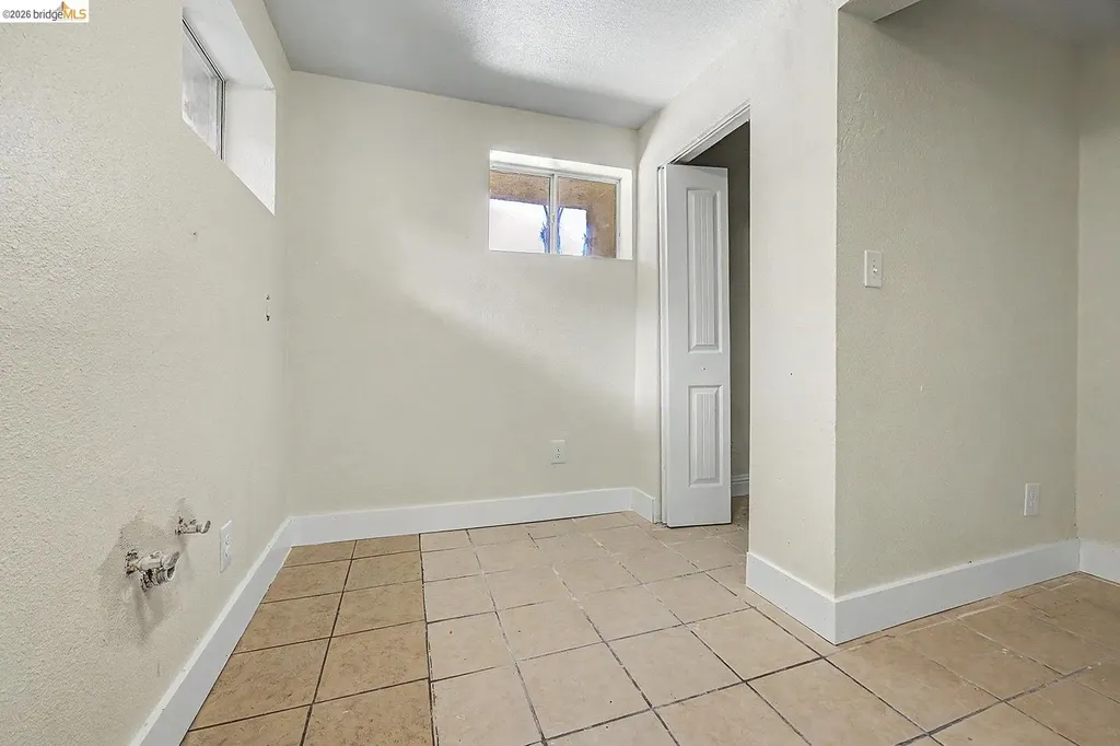 704 9th Street Antioch CA 94509