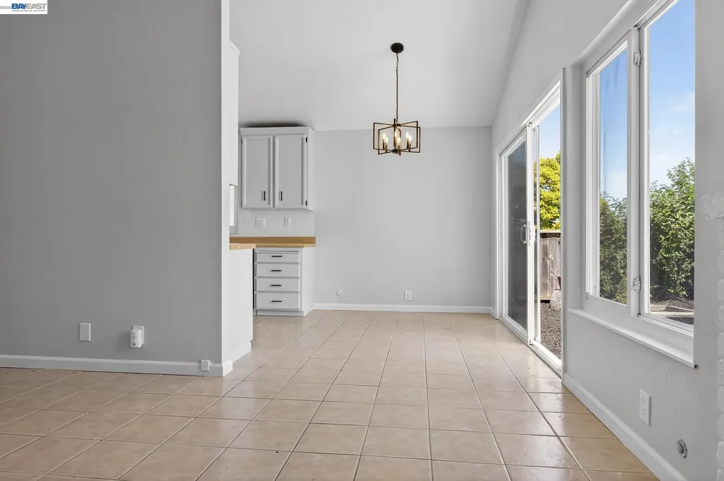 247 Sparrow Drive Hercules CA 94547