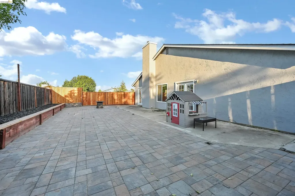 200 Spindrift Court Oakley CA 94561