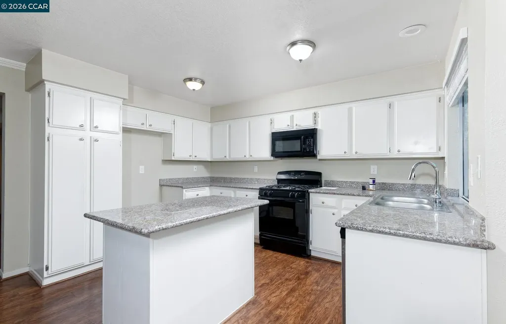 418 Stoneybrook Lane Vacaville CA 95687