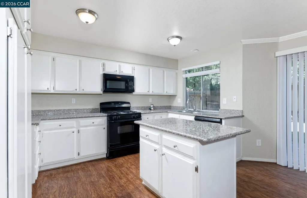 418 Stoneybrook Lane Vacaville CA 95687