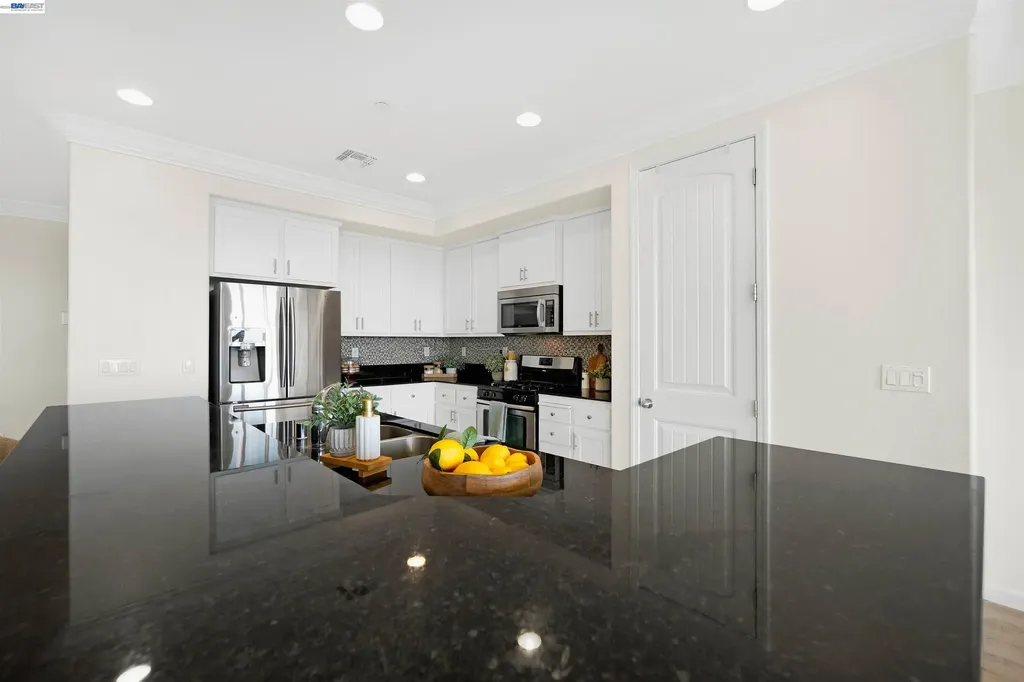 6299 Rocky Point Court Oakland CA 94605