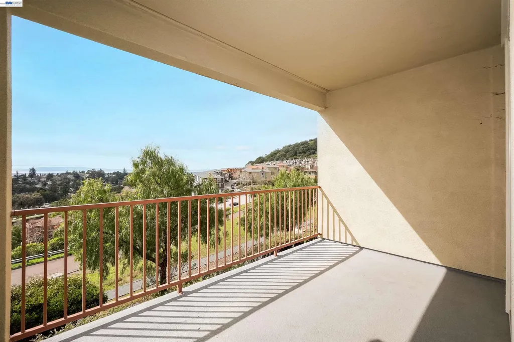 6299 Rocky Point Court Oakland CA 94605