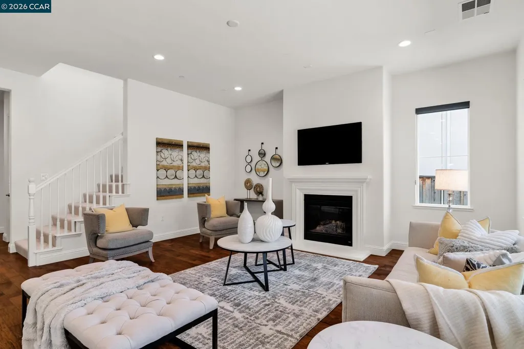 4252 Oak Knoll Drive Dublin CA 94568