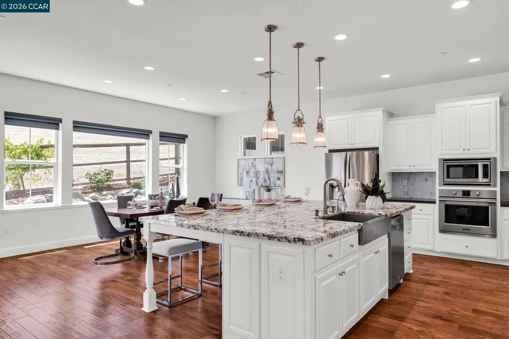 4252 Oak Knoll Drive Dublin CA 94568
