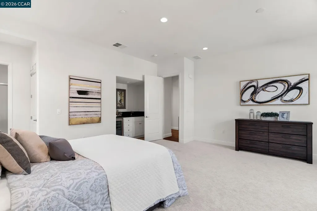 4252 Oak Knoll Drive Dublin CA 94568