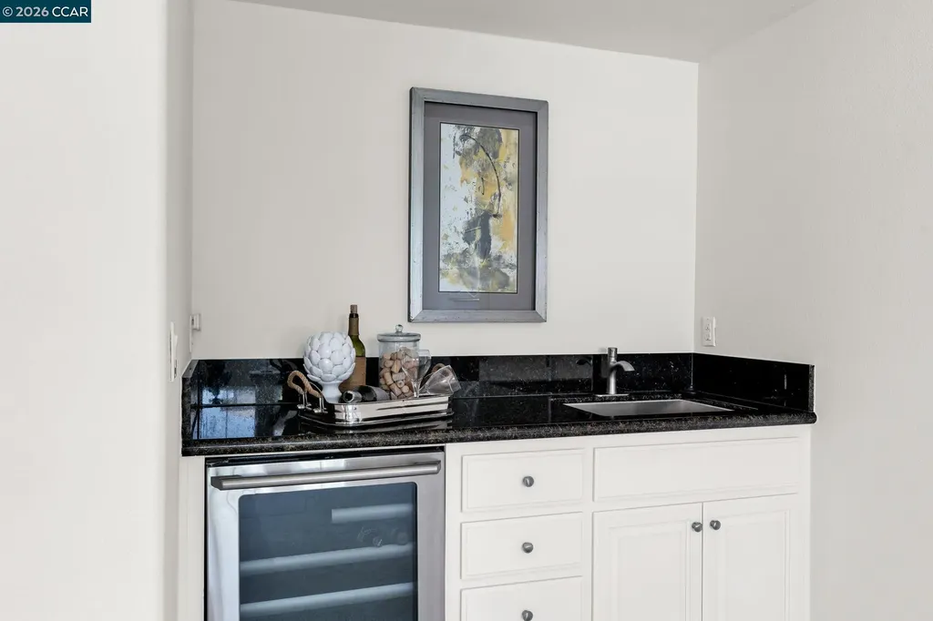 4252 Oak Knoll Drive Dublin CA 94568