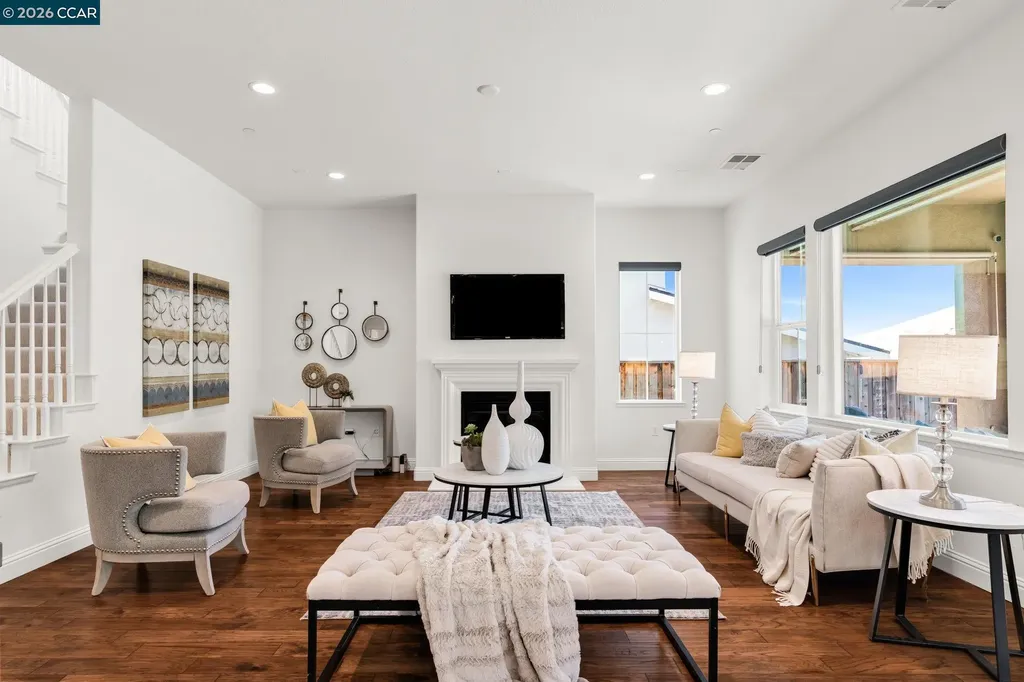 4252 Oak Knoll Drive Dublin CA 94568