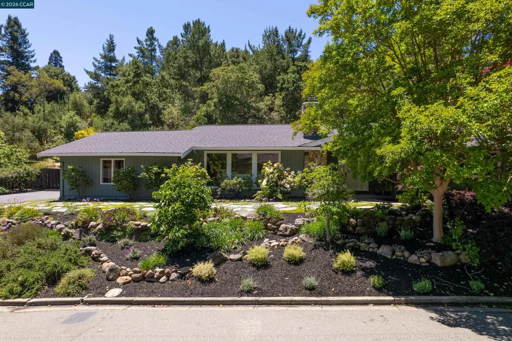 59 Lynwood Place Moraga CA 94556