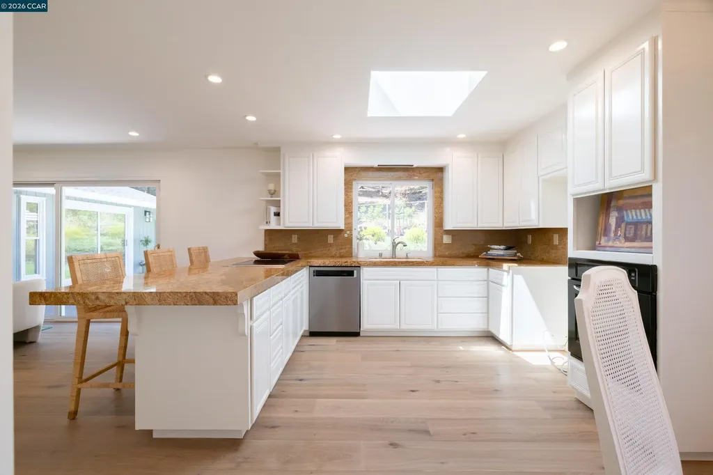 59 Lynwood Place Moraga CA 94556