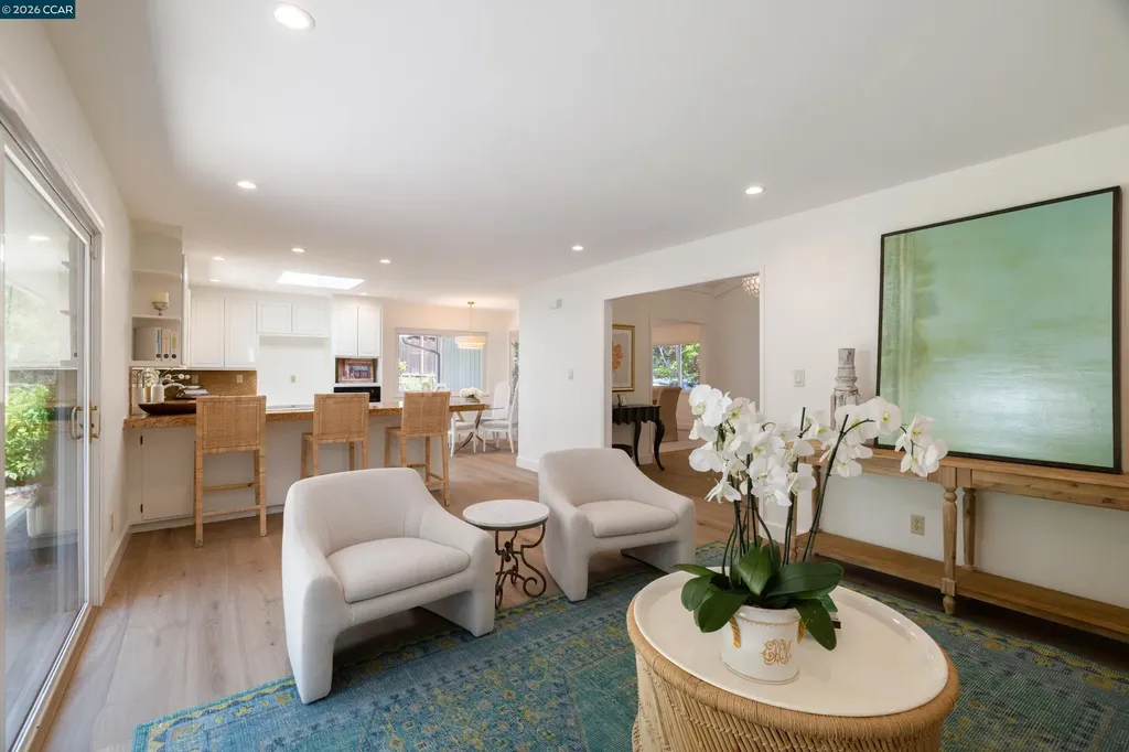 59 Lynwood Place Moraga CA 94556