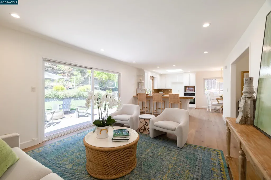 59 Lynwood Place Moraga CA 94556