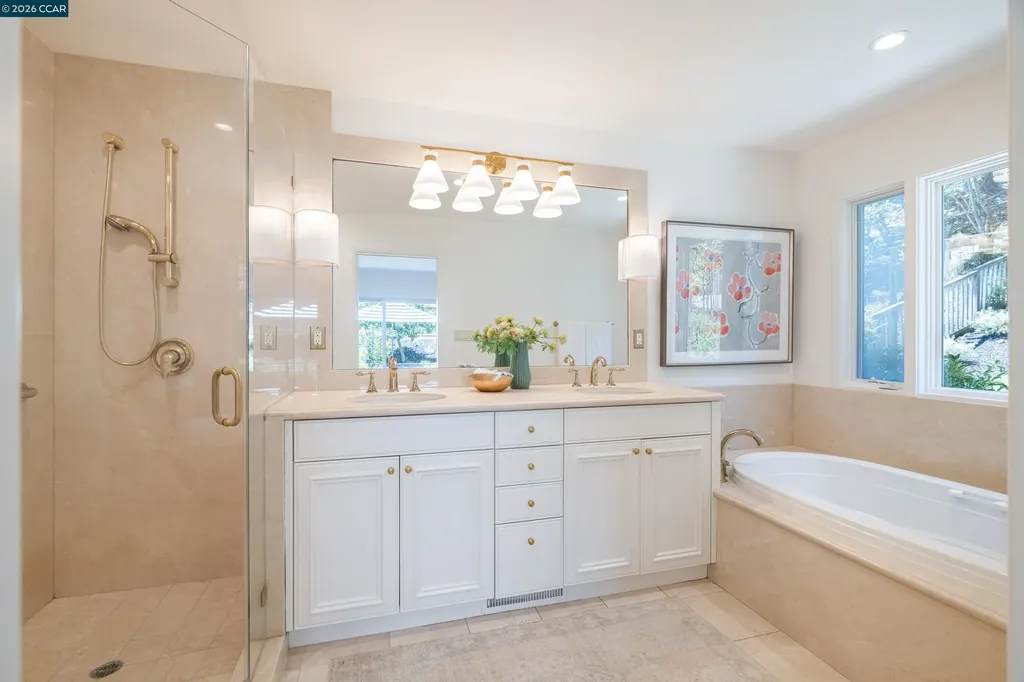 59 Lynwood Place Moraga CA 94556