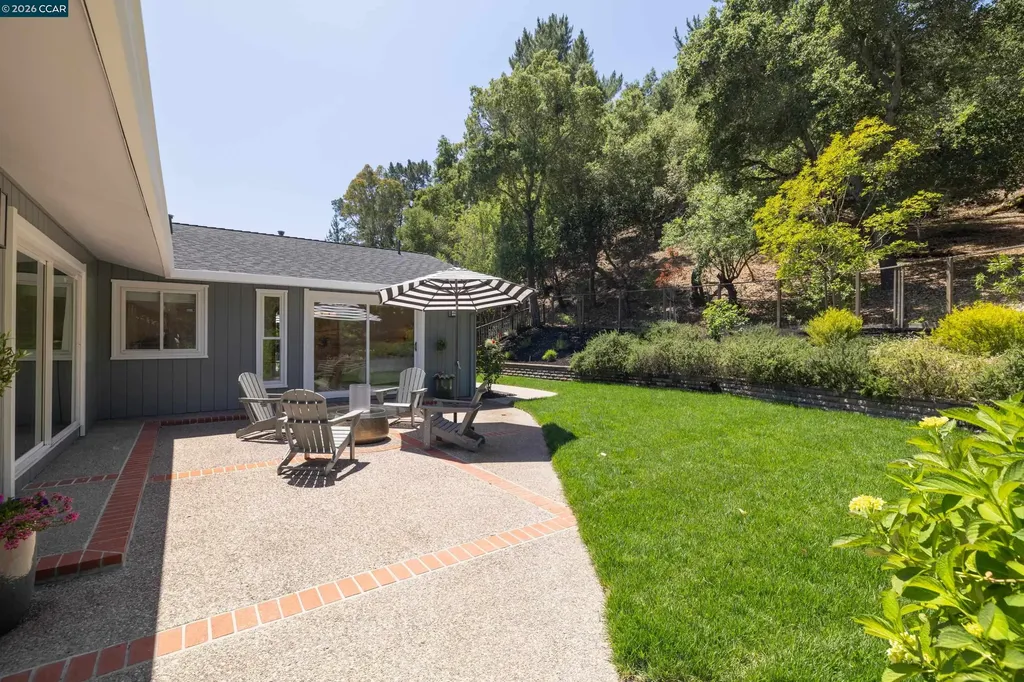 59 Lynwood Place Moraga CA 94556