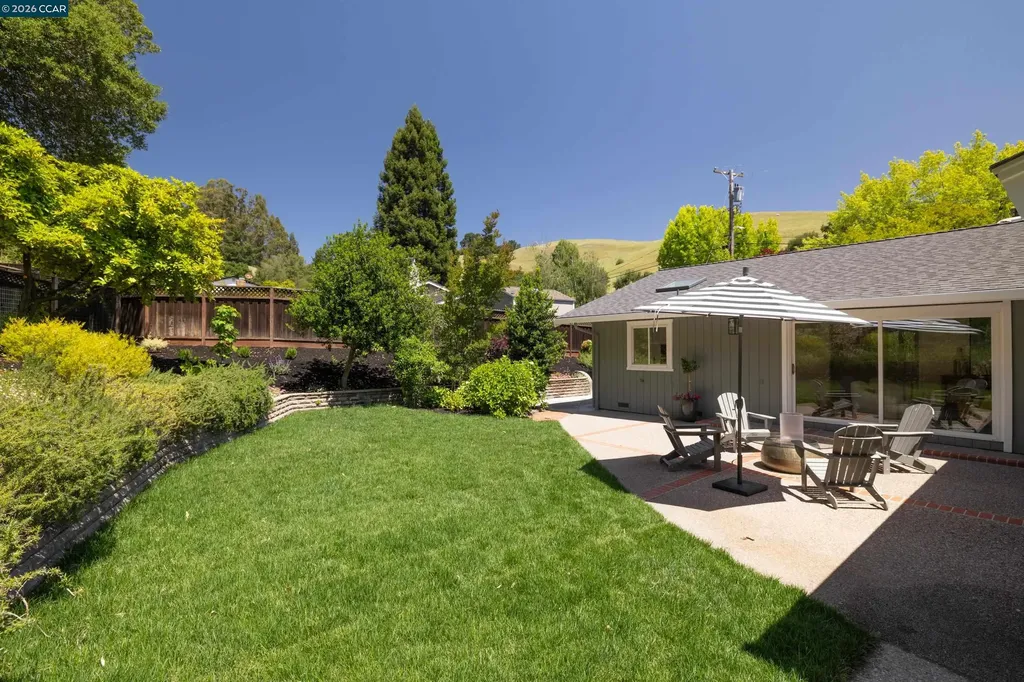 59 Lynwood Place Moraga CA 94556
