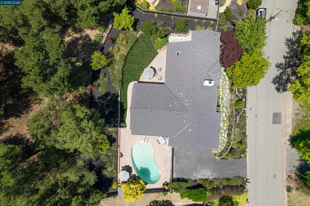 59 Lynwood Place Moraga CA 94556