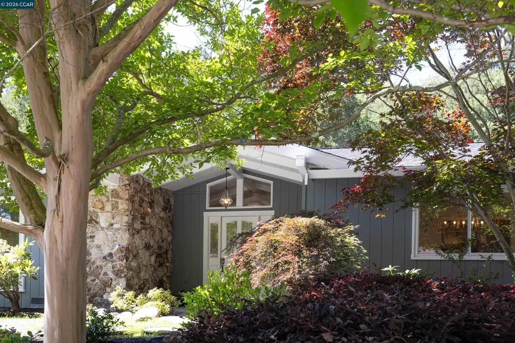 59 Lynwood Place Moraga CA 94556