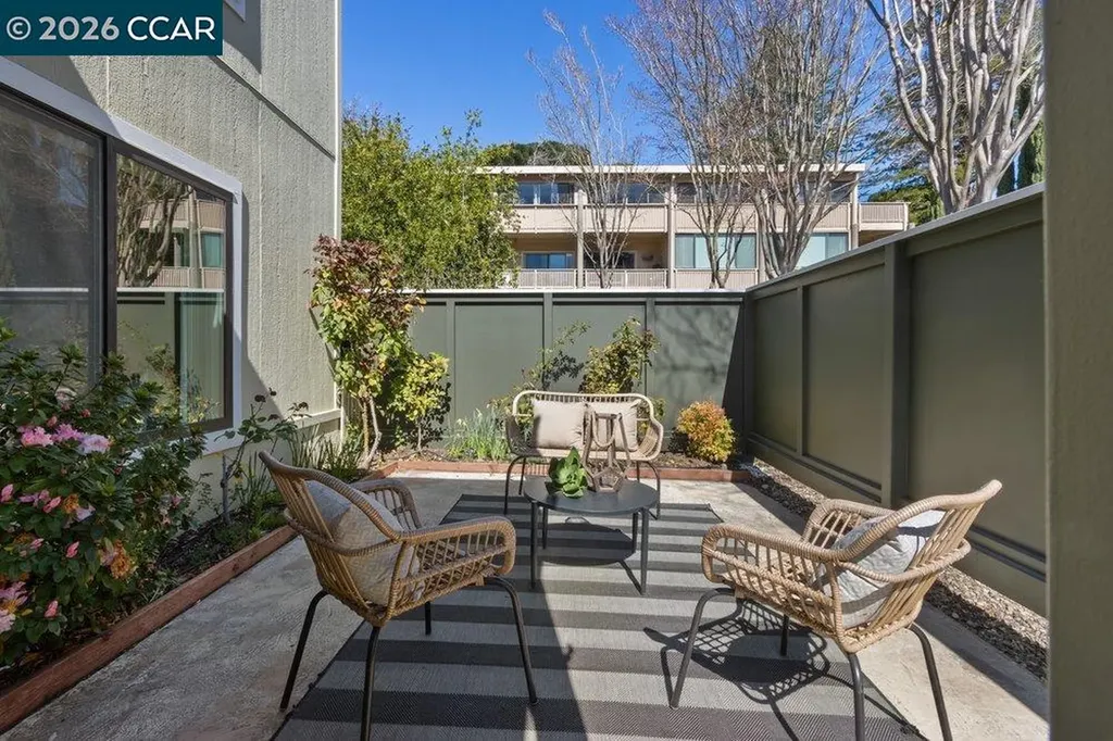 2057 Golden Rain Road Walnut Creek CA 94595