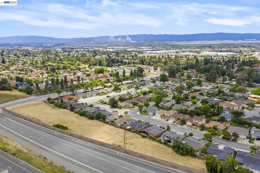 E Warren Avenue Fremont CA 94539