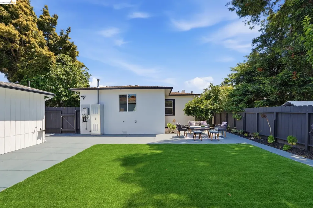 5125 Solano Avenue Richmond CA 94805