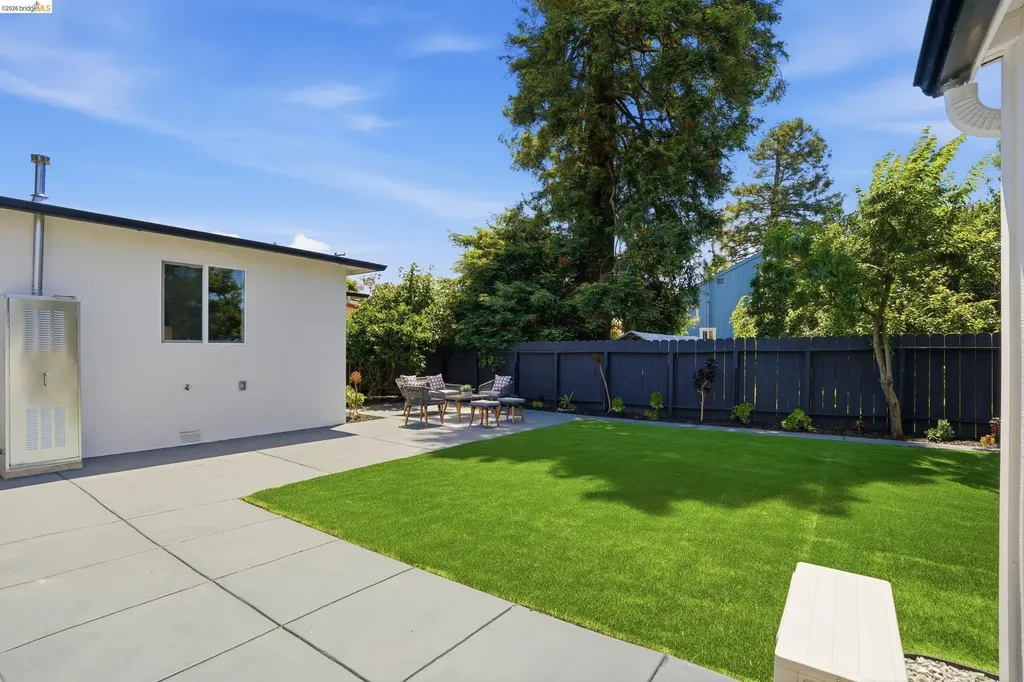 5125 Solano Avenue Richmond CA 94805