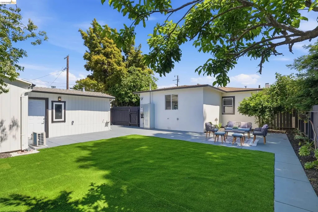 5125 Solano Avenue Richmond CA 94805