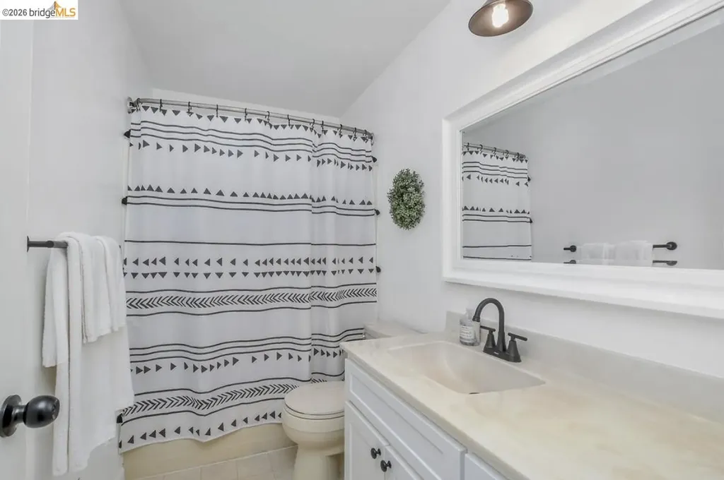 5120 Discovery Point Discovery Bay CA 94505