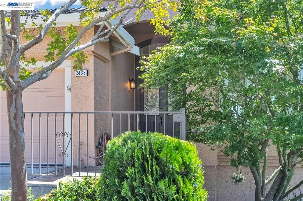 2433 Fox Ridge Drive Castro Valley CA 94546