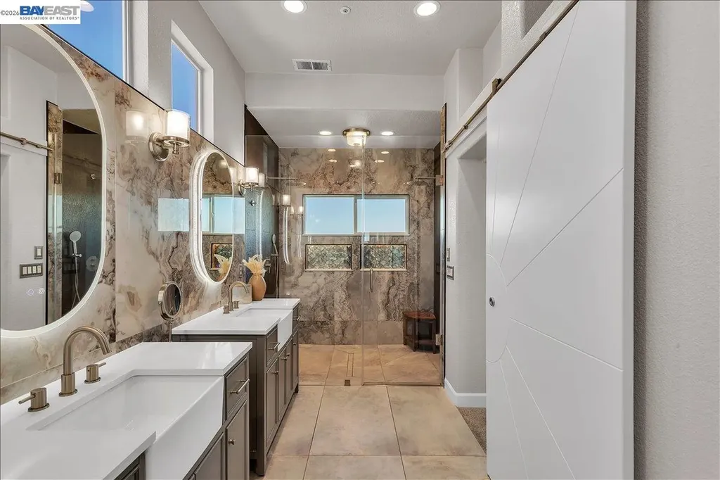2433 Fox Ridge Drive Castro Valley CA 94546