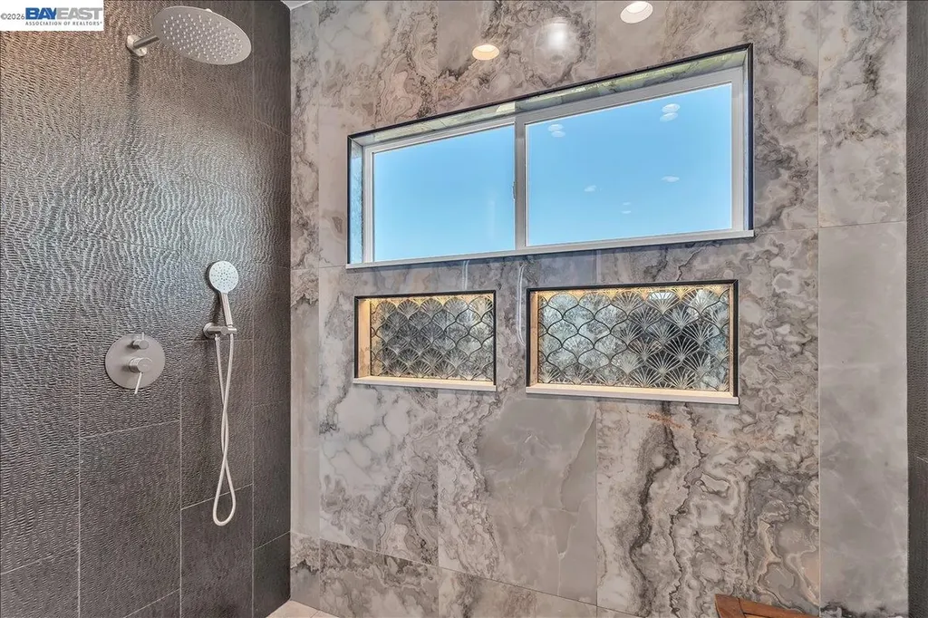 2433 Fox Ridge Drive Castro Valley CA 94546