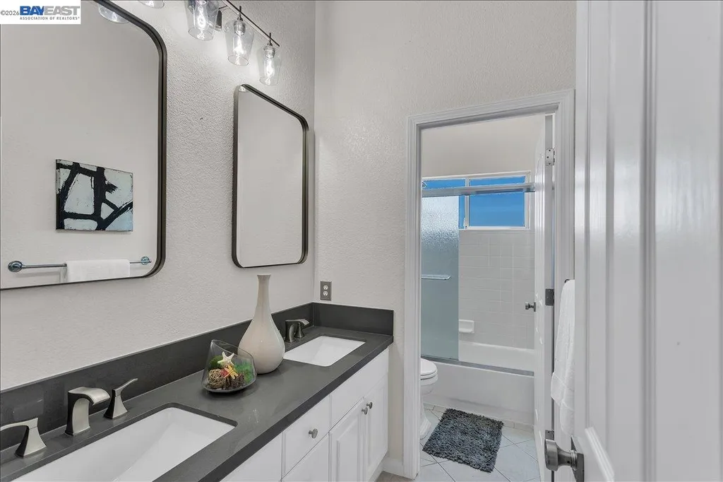 2433 Fox Ridge Drive Castro Valley CA 94546