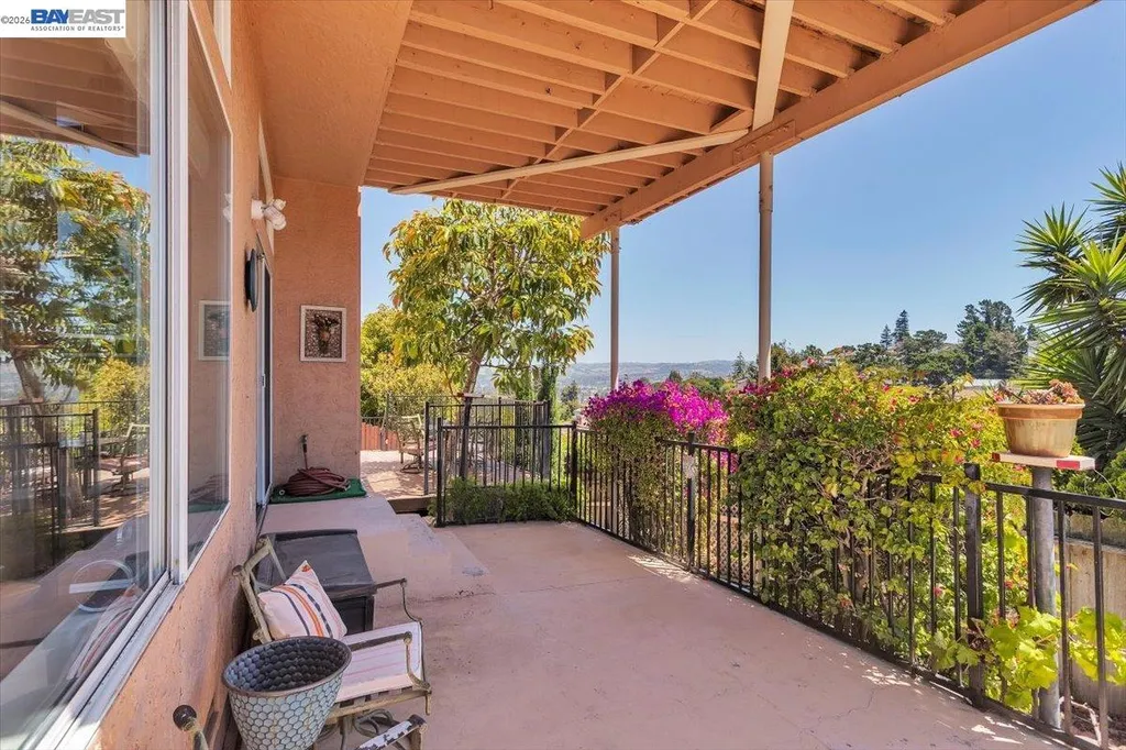 2433 Fox Ridge Drive Castro Valley CA 94546