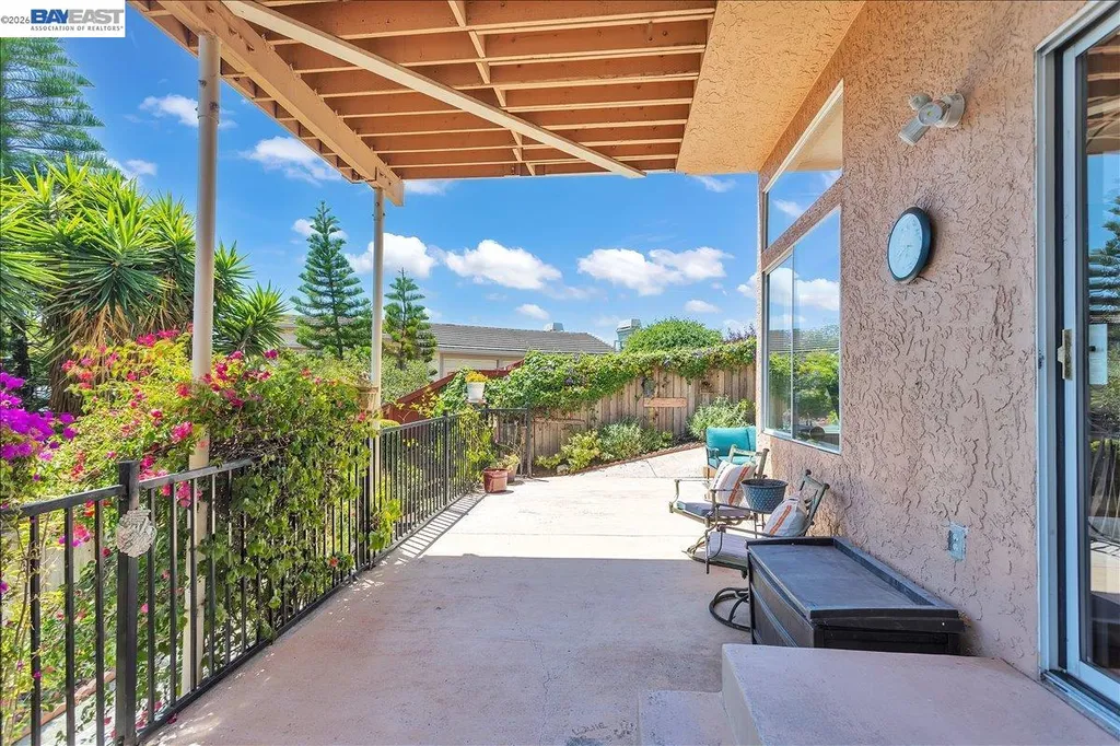 2433 Fox Ridge Drive Castro Valley CA 94546