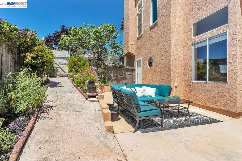 2433 Fox Ridge Drive Castro Valley CA 94546