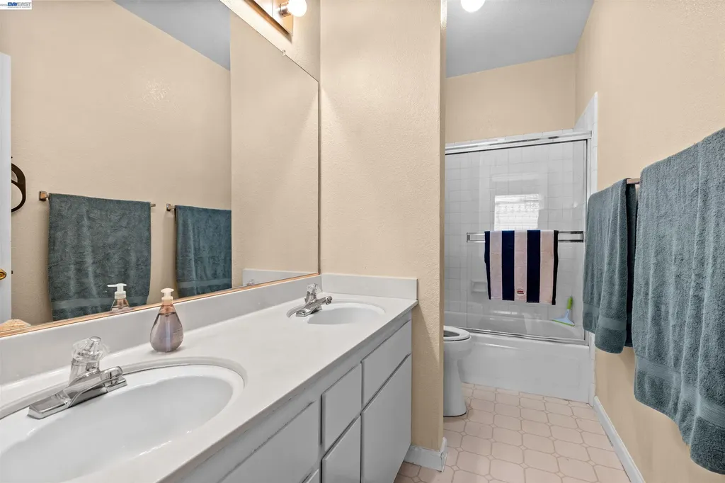 7145 Dublin Meadows Street Dublin CA 94568