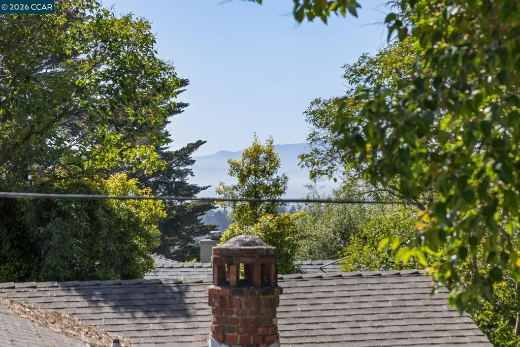 6008 Chelton Drive Oakland CA 94611