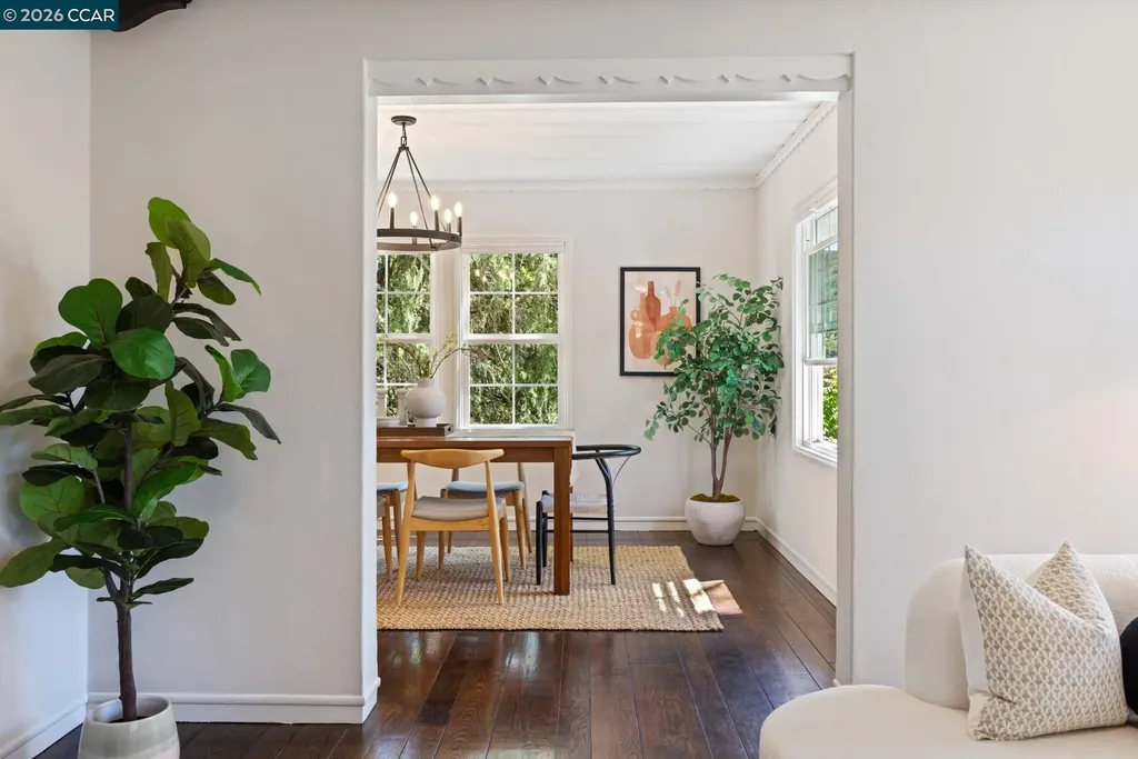 6008 Chelton Drive Oakland CA 94611