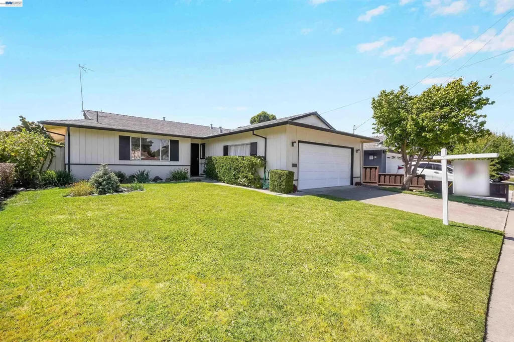 26003 Dodge Avenue Hayward CA 94545
