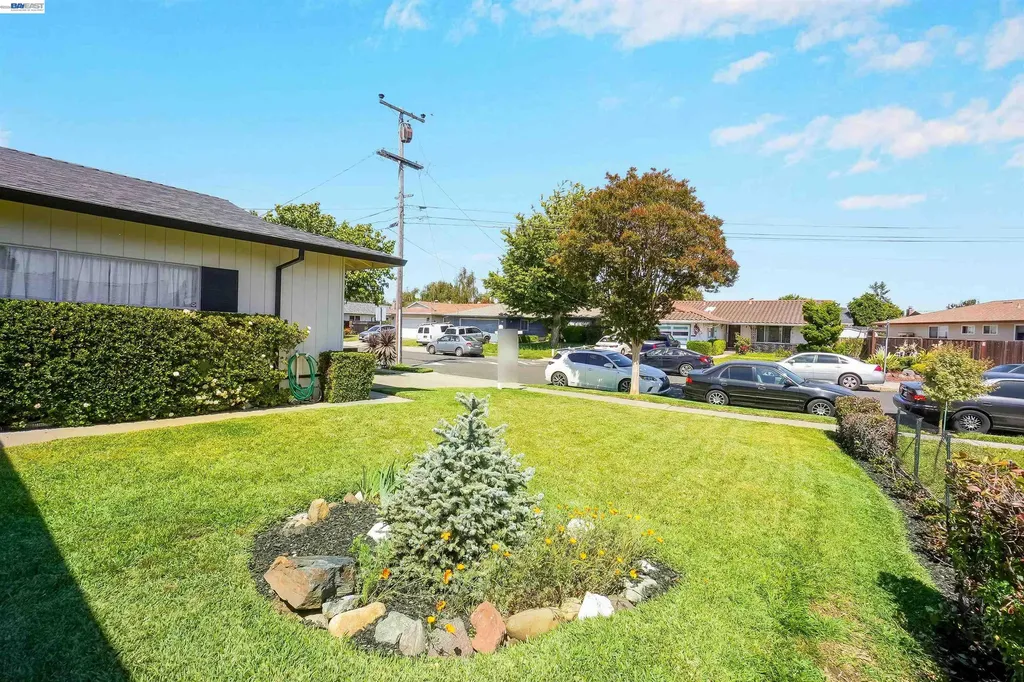 26003 Dodge Avenue Hayward CA 94545