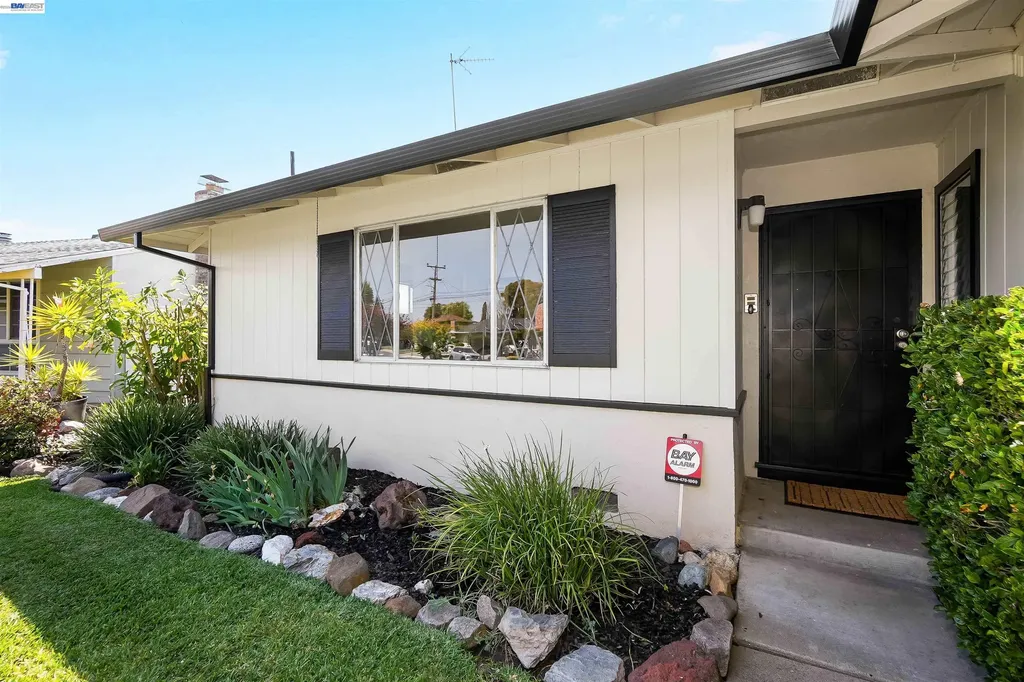 26003 Dodge Avenue Hayward CA 94545