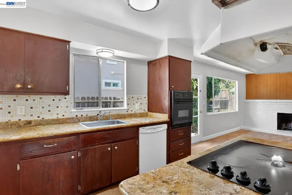 1499 Cathy Way Hayward CA 94545