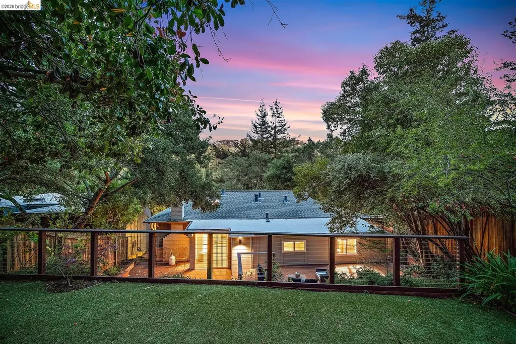 7253 Sayre Drive Oakland CA 94611